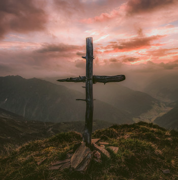 crucifix-eberhard-grossgasteiger-crucifixblog